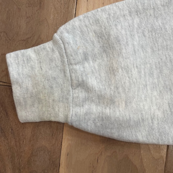 Alpha Kappa Lambda Sweatshirt with Sewn-On Greek Letters - Picture 9 of 11